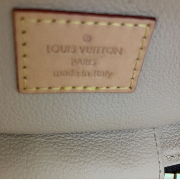 Louis Vuitton monogram,  Nano Nice accessory/ crossbody bag. - Picture 6 of 10